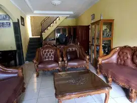 Tanah Plus 4 Bangunan area Komplek