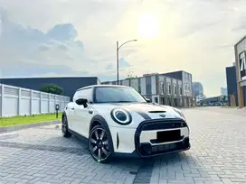 (KM 500 Perak) Mini Cooper 2.0 S 3 Doors New Profile LCI Putih 2022