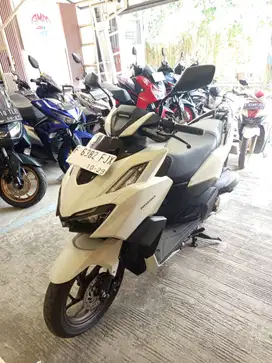 KREDIT TANPA DP VARIO 160 CBS TH 2024 BAYAR NYA PAKAI CC / PAYLATER