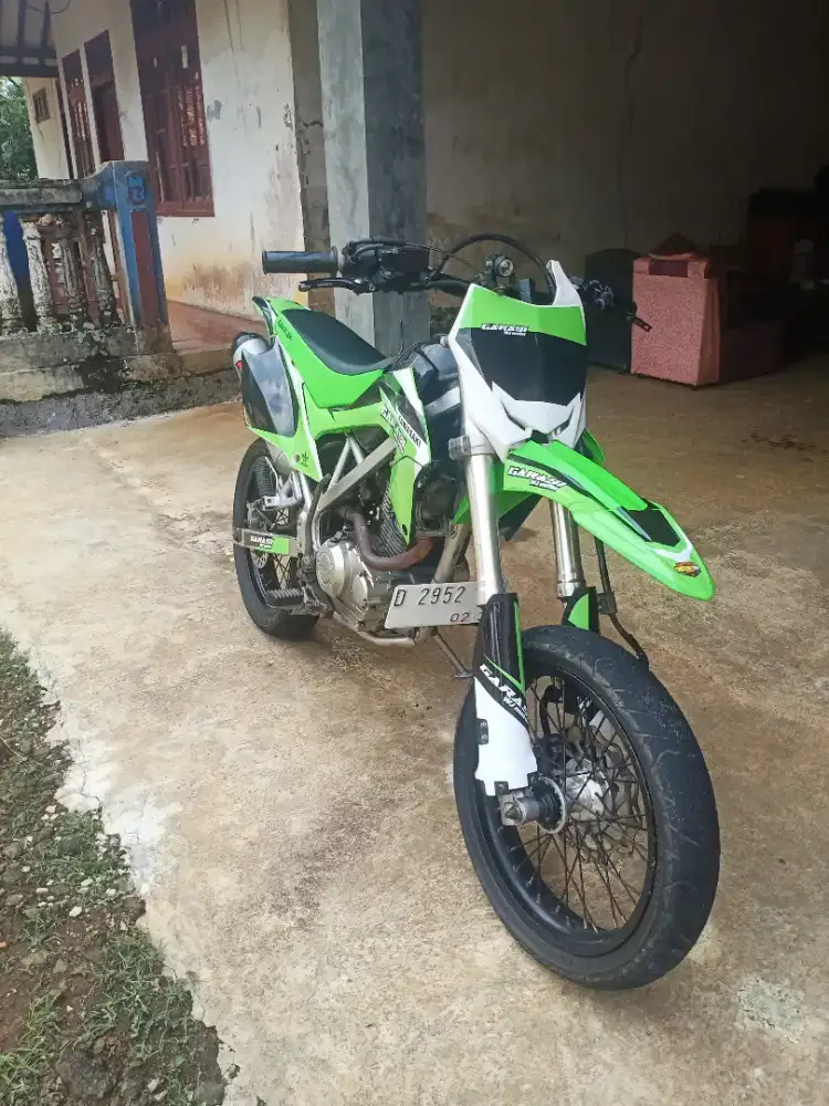 KLX tipe LF150F Orian Supermoto