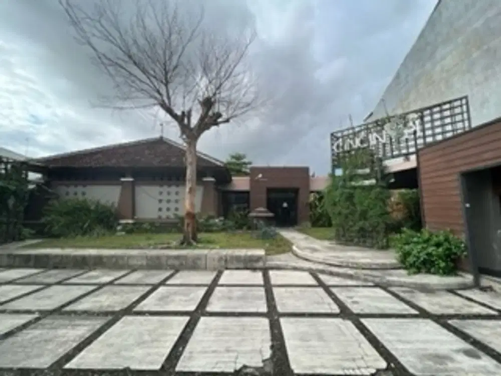 Ruang Usaha Ex Cafe dan Gudang