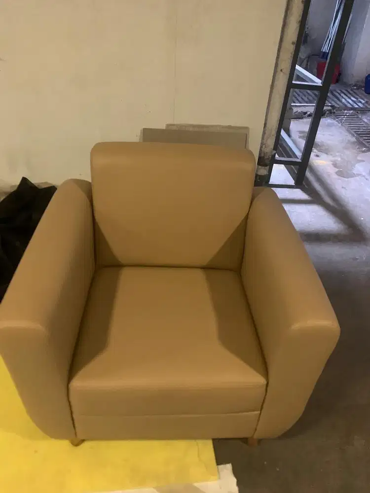 Ganti cover sofa chapucino