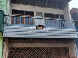 Rumah Jl Gili Dekat Songoyudan,Pabean,Kembang Jepun,Ps Atum