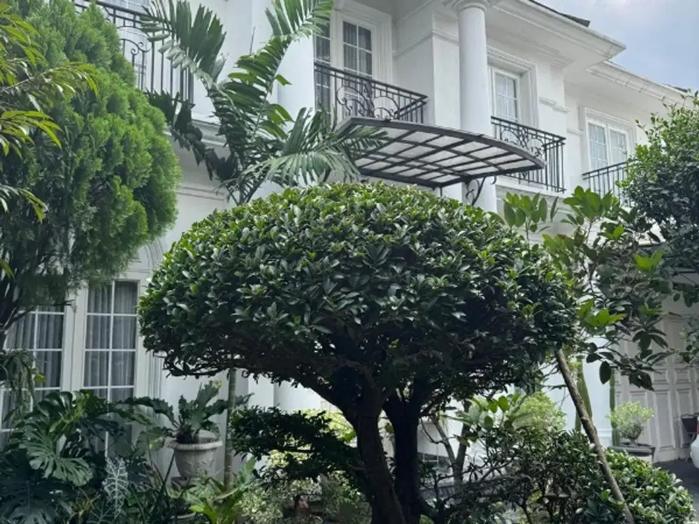 Dijual rumah mewah Fountainbleu BSD dekat clubhouse damai indah Golf