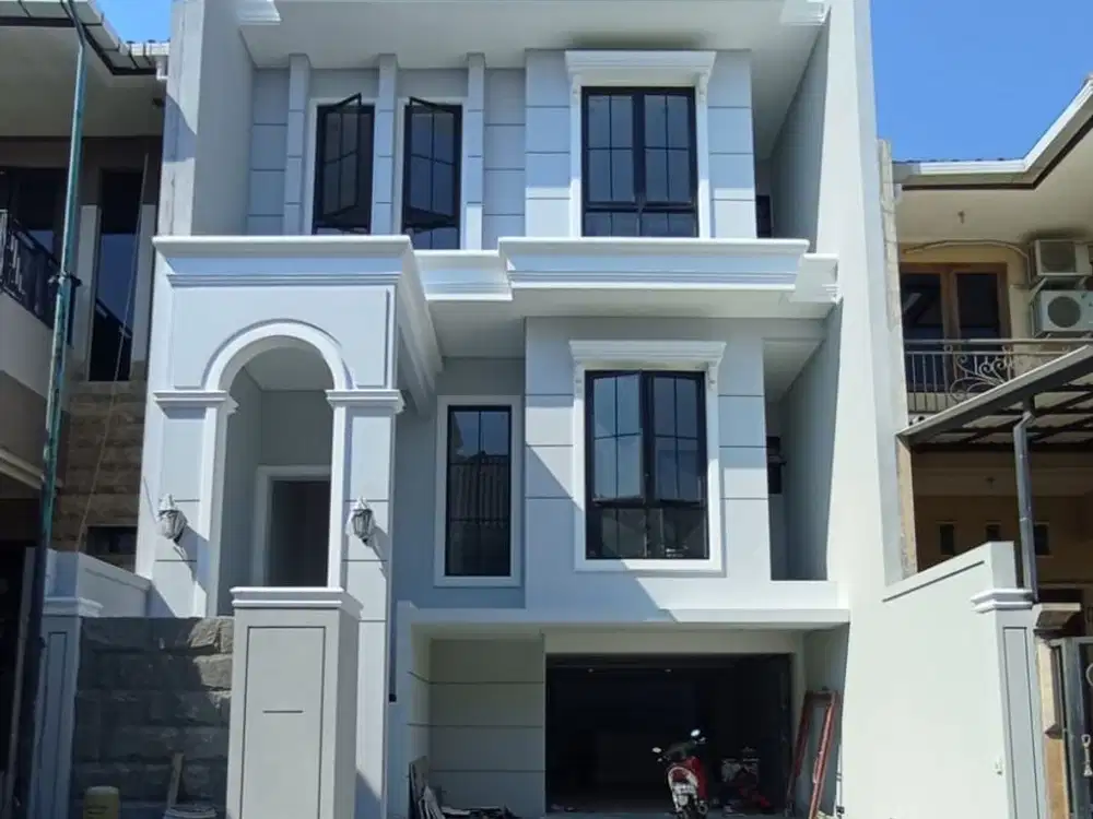 Dijual Rumah Minimalis Baru Gress Graha Famili dkt Pakuwon Indah