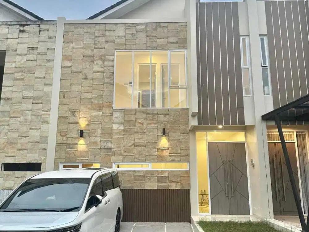 Rumah cantik 2 lantai siap huni semi furnish strategis Buaran Serpong