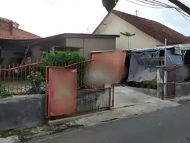 Dijual Cepat Rumah Usaha Dekat Letjen Sutoyo Malang