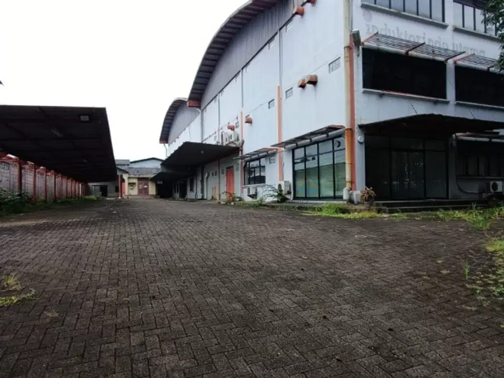 Gudang Luas 3 Lantai Bagus Siap Huni di Taman Tekno BSD