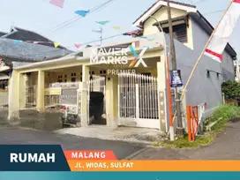 Rumah Minimalis Hook Lingkungan Nyaman di Jl Widas Sulfat Malang