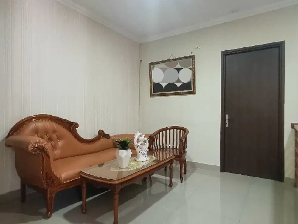 Rumah siap huni di Griya Loka dekat sekolah, pasmod & tol BSD