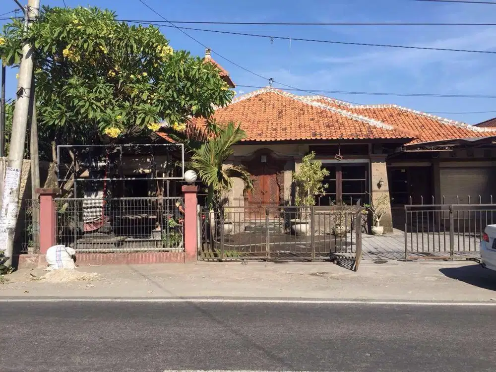 Ruang Usaha Ex Rumah Makan di Tukad Badung Renon