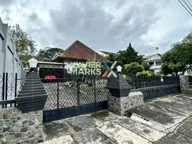 Dijual Rumah Tengah Kota di Tumenggung Suryo, Blimbing Malang