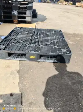 Palet plastik ukuran 110x110x15 logisal