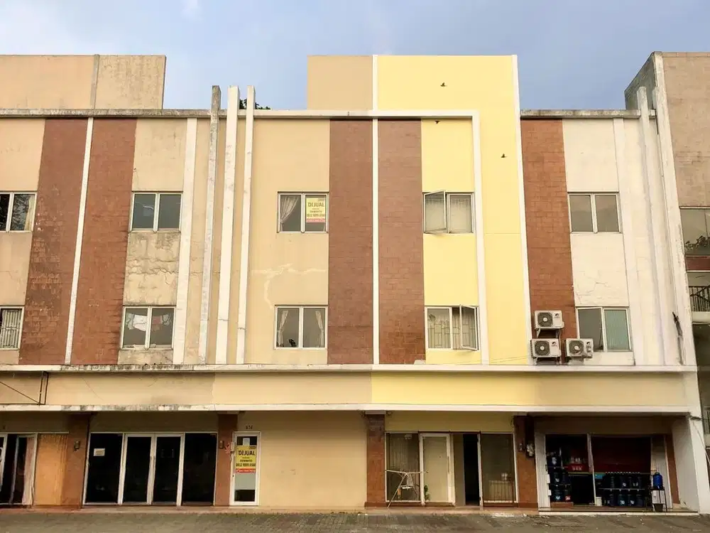 DI JUAL MURAH RUKO 3 LANTAI Siap Pakai Hadap Jalan di Gading Serpong