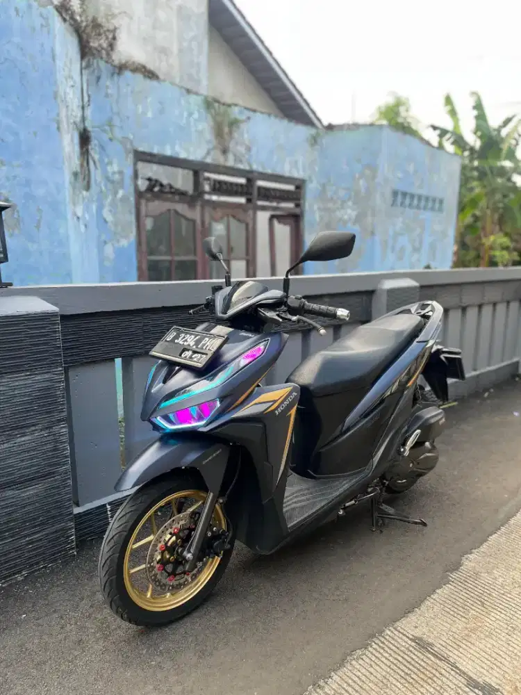 Vario 125 2022 CBS ISS Se Sp Gres low km pajak panjang siap gas!