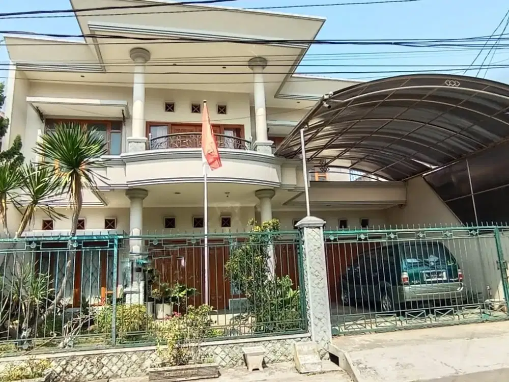 Rumah Mewah 2 Lantai Jln Papa2 Dekat Suhat