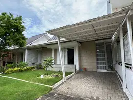Disewa Rumah Mewah Full Furnished di Kota Baru Parahyangan Bandung
