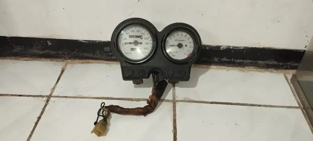 Spidometer sepeda motor Honda Tiger