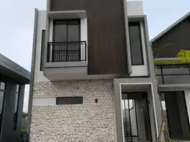 Dijual Rumah 2 Lantai Bonus Kolam Renang MAURA HILL Murah 200 Jutaan