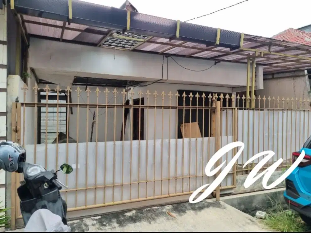 DIJUAL RUMAH HITUNG TANAH WISMA MUKTI