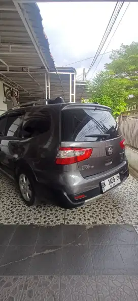 Nissan Grand Livina Xgear 1.5 Matic 2013