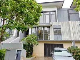 Disewakan Rumah di Lakewood -Navapark BSD City (CK)