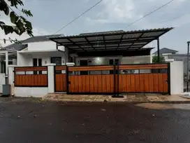 Rumah Hook Luas Siap Huni di Perumahan Bukit Dago