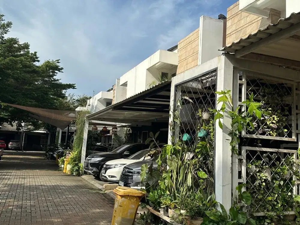 Rumah HOOK Disewakan di Cluster Exsclusive Allura Caman Bekasi