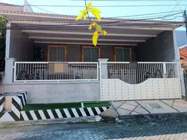 Dijual Rumah Baru Gress Siap Huni Manyar Kertoadi