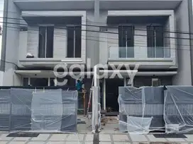 Dijual Rumah Minimalis Baru Gress Dharmahusada Indah Utara Ready 2Unit