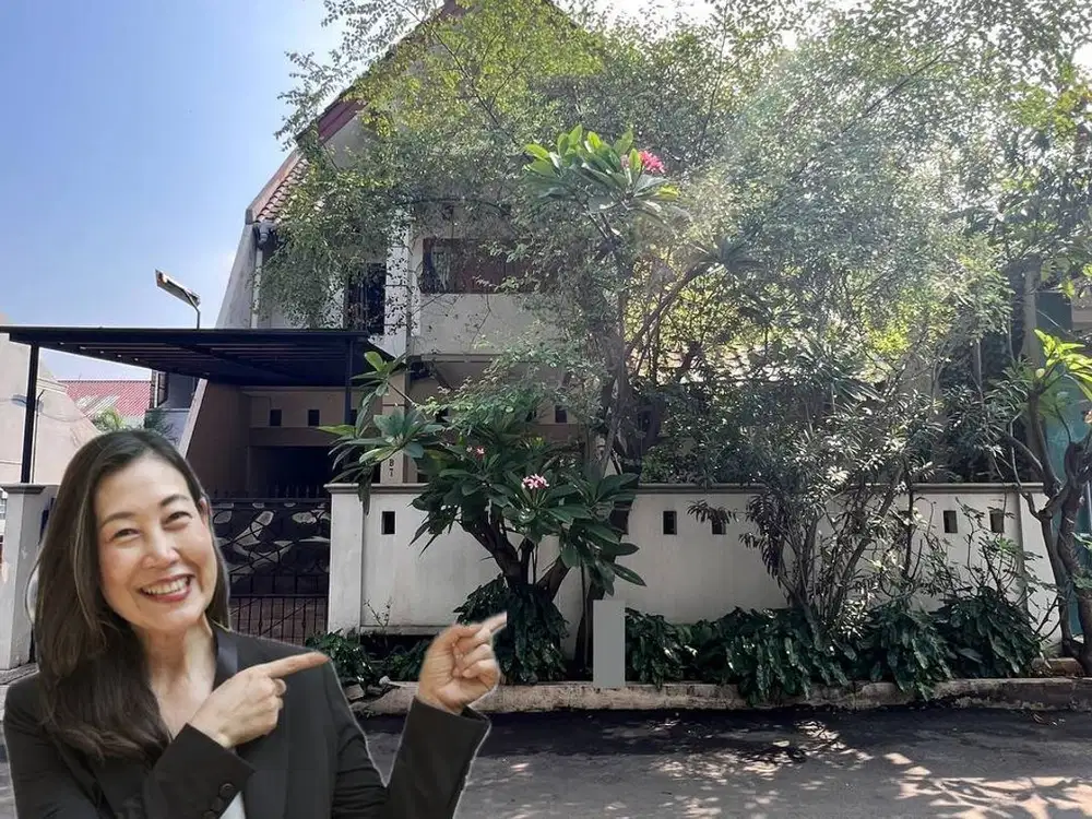 Rumah Asri dan Luas Komplek Naman Regency Pondok Kelapa