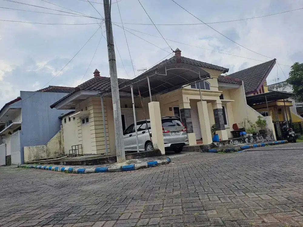 DISEWAKAN MURAH Rumah, di Ikan Ikan, Malang