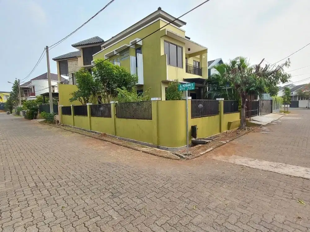 Rumah Hook Dekat Fasum di Jombang Tangerang Selatan