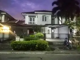 Dijual Rumah 2 Lantai Legenda Wisata Cibubur Bogor