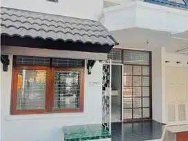 Dijual Rumah Siap Huni Gaya Modern di Komplek Taman Mutiara cimahi