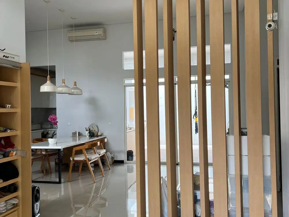 Disewa Rumah Mewah di Kota Baru Parahyangan Bandung
