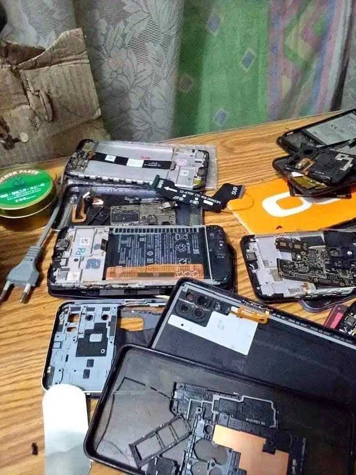 Service Hp Antar Jemput Gratis Antar jemput daerah gading serpong, bsd