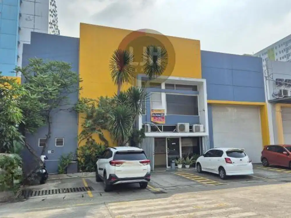 Dijual Gudang di Bizpark 2 Penggilingan Jakarta Timur Ada Lift Barang