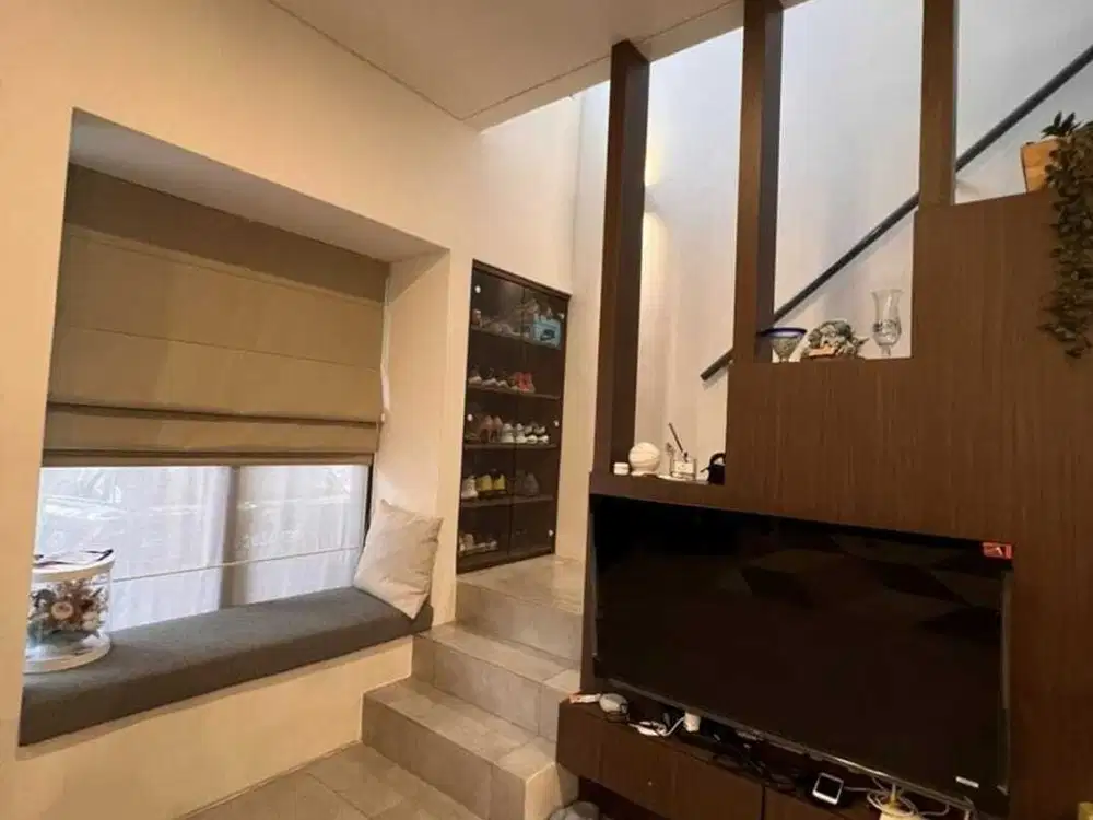 Rumah 2 lantai siap huni full furnished strategis dekat Aeon Freja BSD