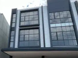 Dijual Ruko Collins Baru Berlokasi Strategis di Jalan Raya Metland Jakarta Timur