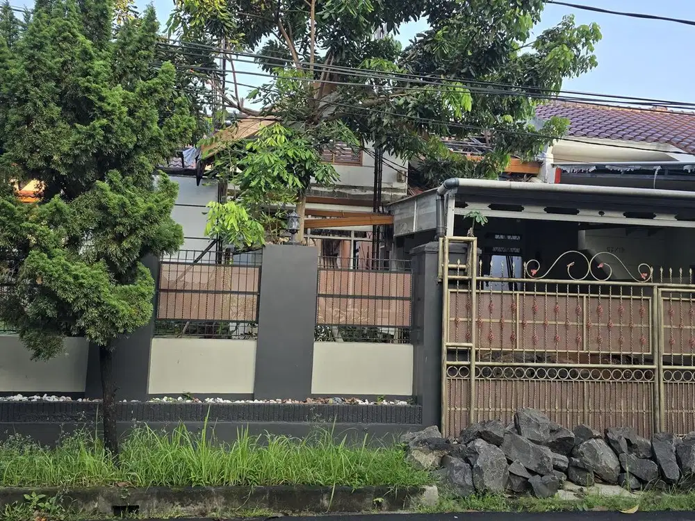Dijual Rumah Hitung Kavling di BSD Griya Loka