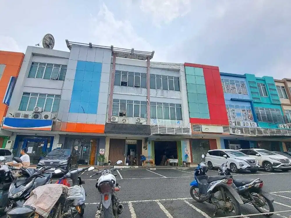Ruko 3 lantai siap pakai bisa KPR sangat strategis Golden vienna BSD