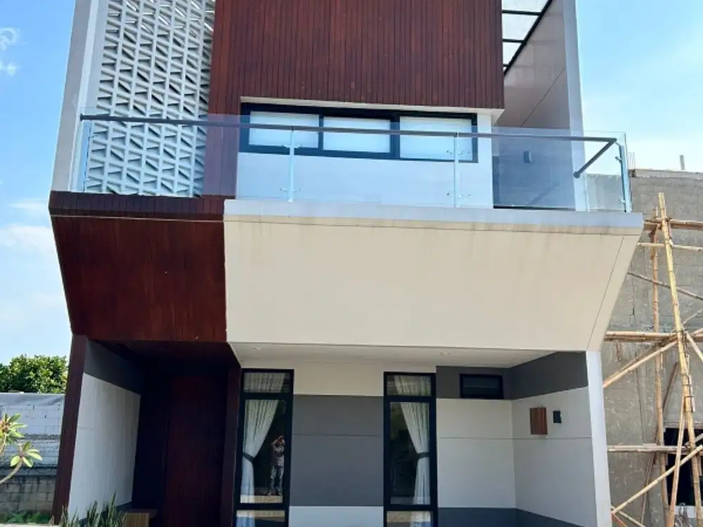 Dijual rumah baru dekat UNPAM, UT, akses mudah