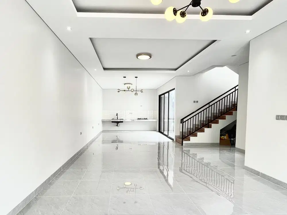 Dijual rumah baru Cantik di Griya Loka BSD dekat sekolah, pasmod, tol