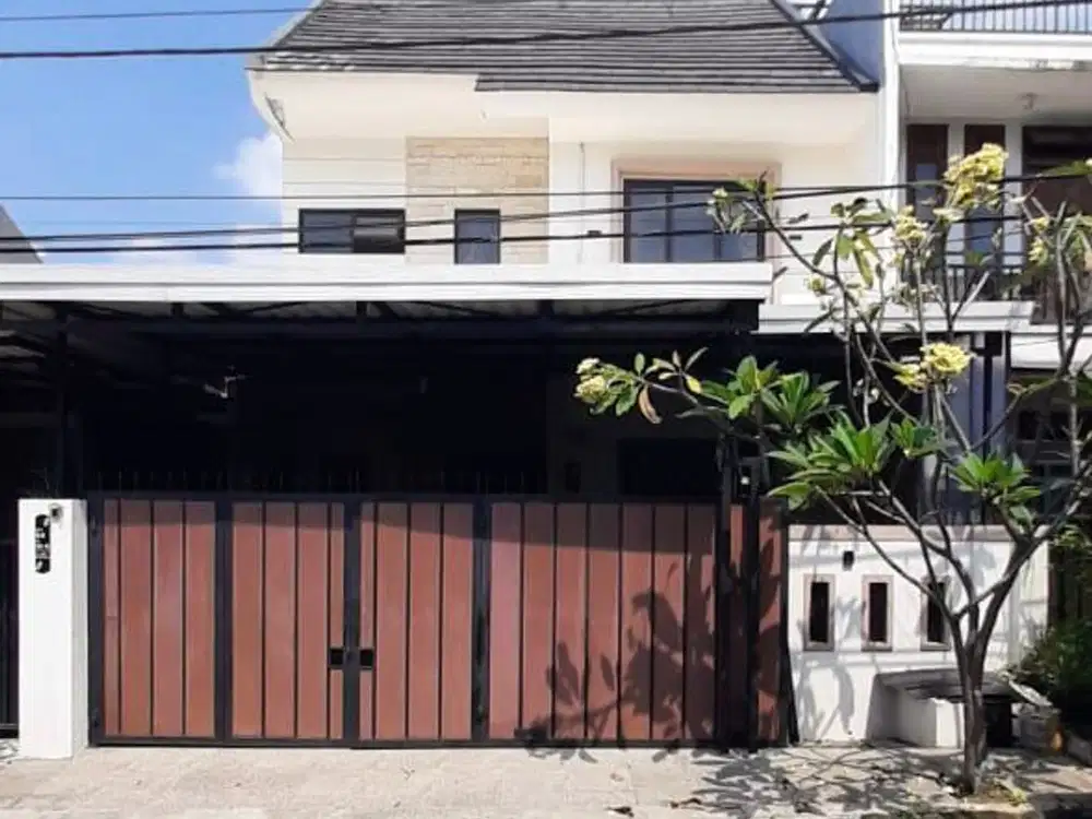 Rumah 2 Lantai Siap Huni Cantik SHM bisa KPR Semua Bank Nusaloka BSD