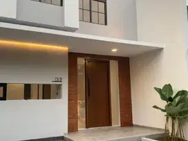 Rumah cantik pasti jatuh cinta lokasi terfavorit Sevilla BSD City