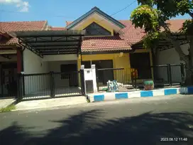 Disewakan Rumah Di Lembah Harapan Strategis