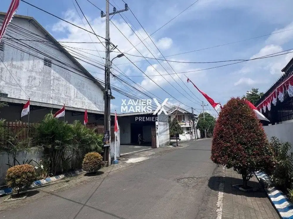 Disewakan Gudang rumah kantor Cocok Lapangan Padel di Janti Malang