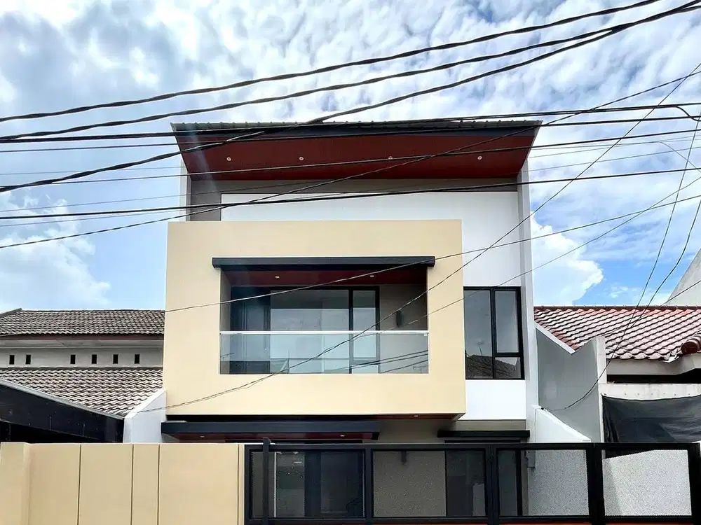Rumah 2 Lantai Baru Siap Huni Selatan Lebar 8 Meter Griyaloka 1.4 BSD