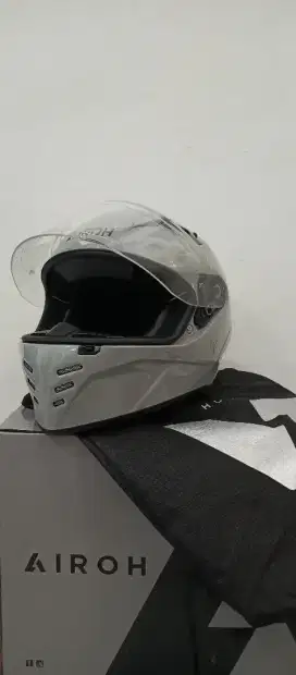 Airoh connor original grey glossy SZ M